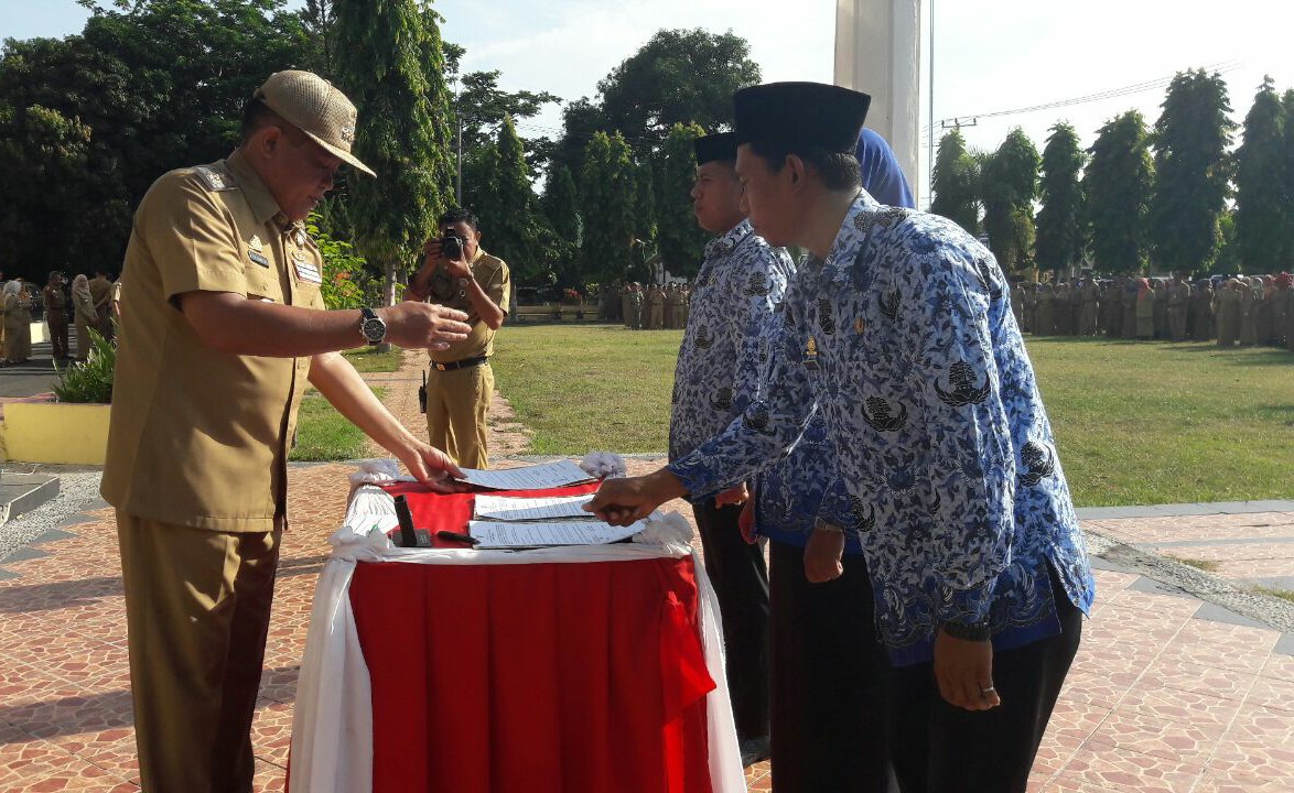 123 PNS Diambil Sumpahnya 