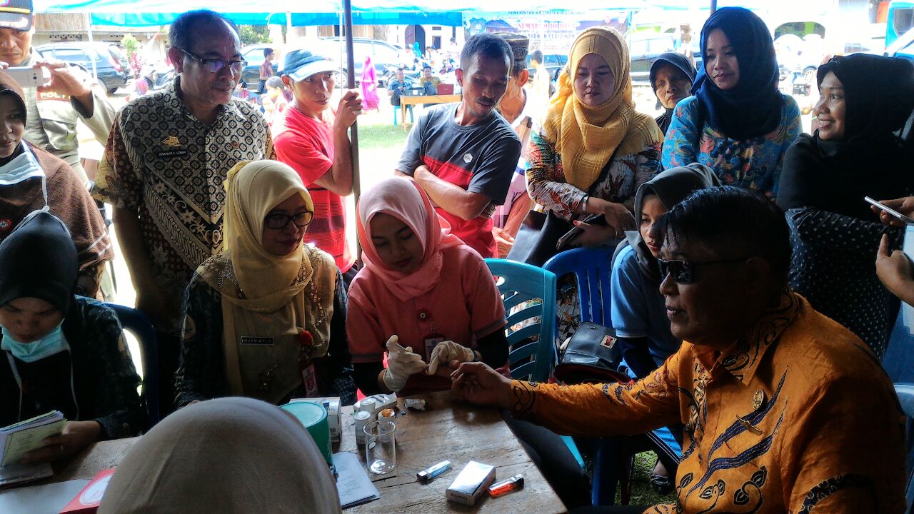 Warga Antusias Hadiri Semalam Di Desa