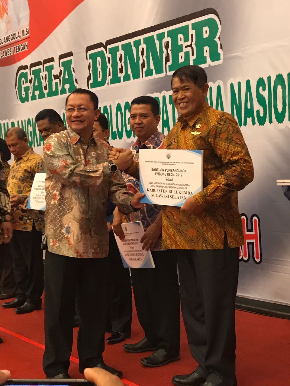 Bulukumba Terima Bantuan Dua Embun 