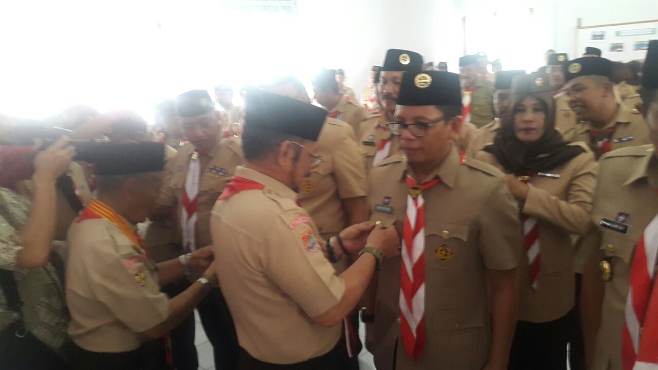 Gubernur Lantik Mabicab dan Kwarcab Pramuka Bulukumba 