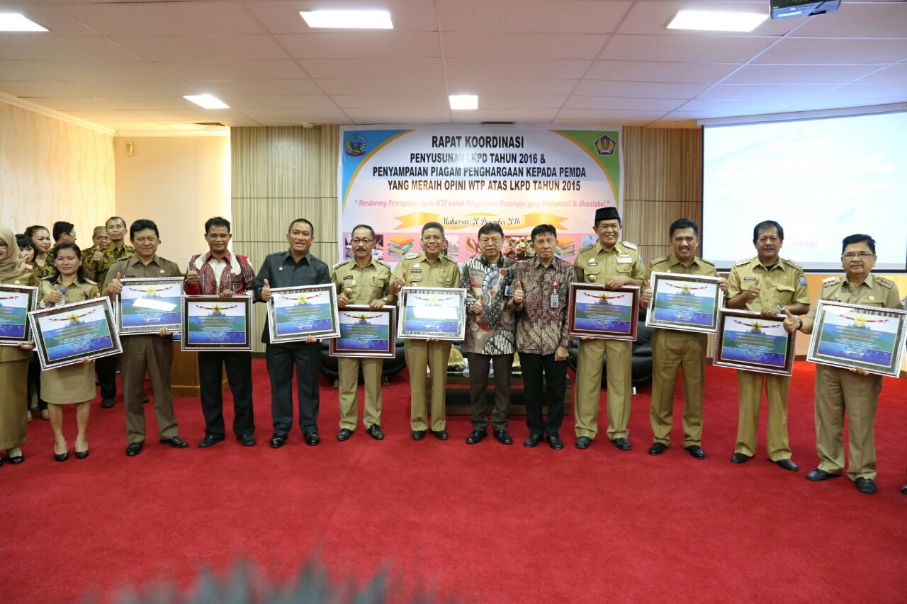Bulukumba Terima Piagam Penghargaan Atas WTP dari Kemenkeu