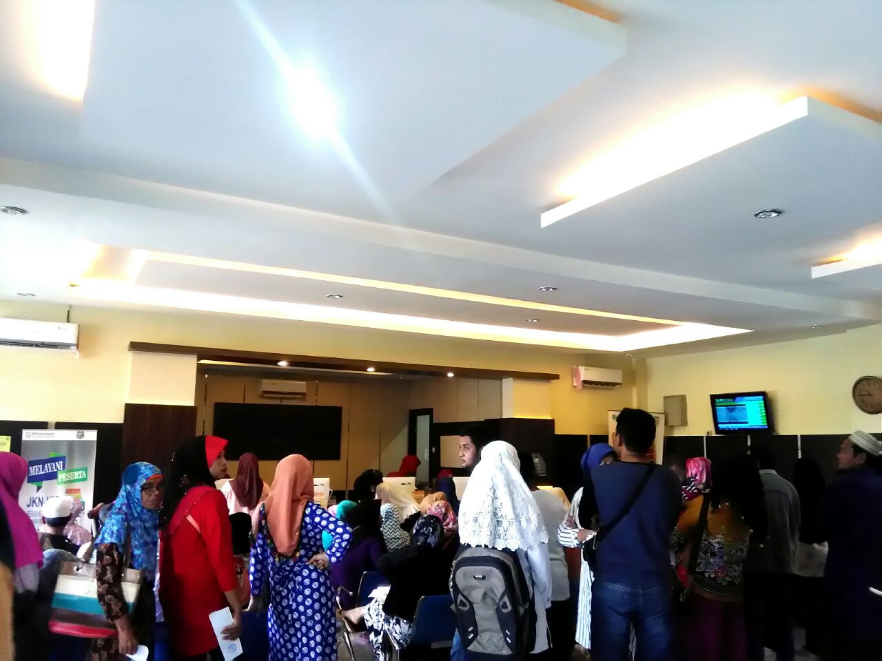 Hari Pertama Kerja, Pasien Rawat Jalan Padati Rumah Sakit