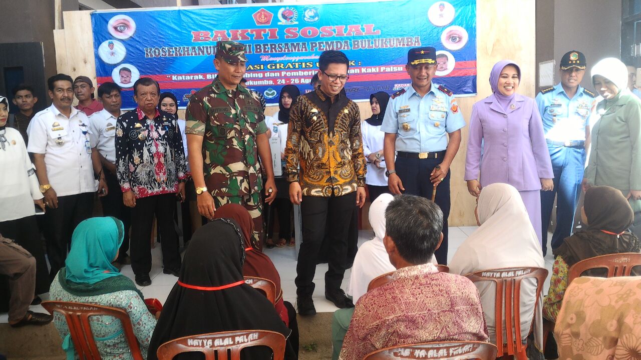 TNI Angkatan Udara Gelar Baksos Katarak dan Bibir Sumbing Di Bulukumba
