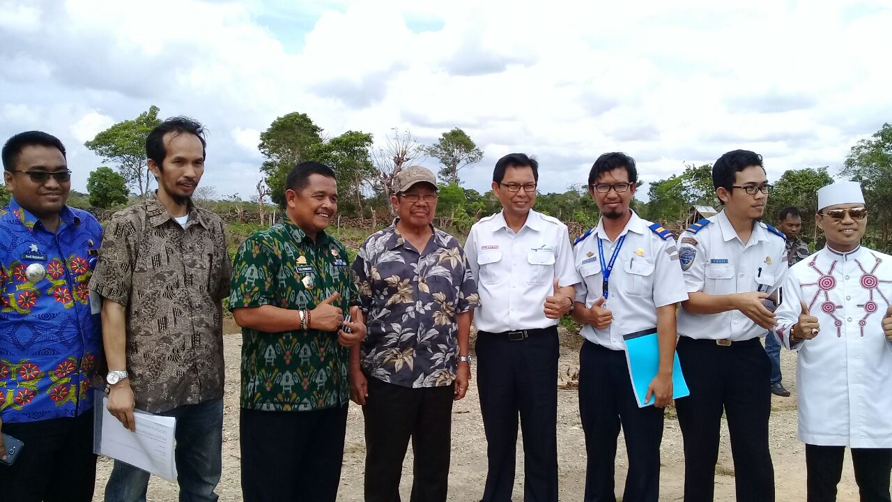 Gubernur Minta Pembangunan Bandara Direalisasikan 
