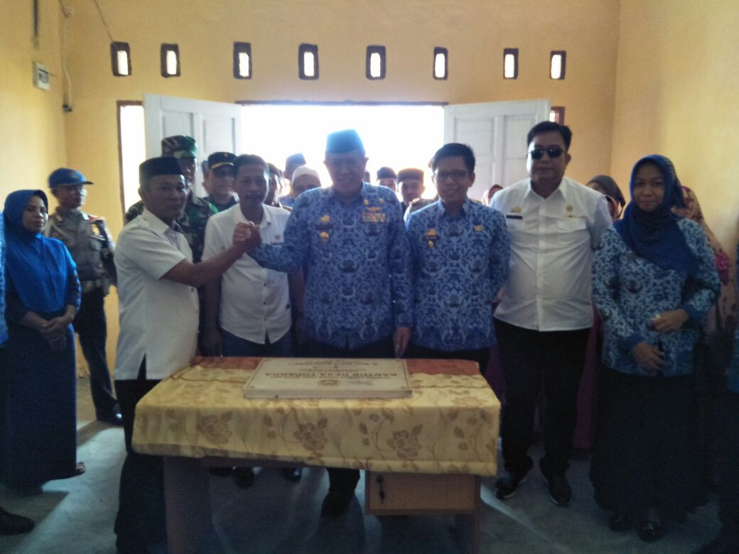 Bupati Resmikan Kantor Desa Topanda