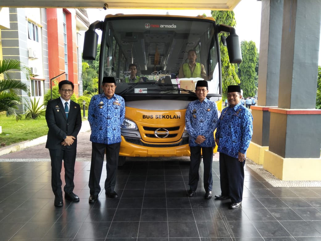 Kini Bus Sekolah Gratis Berjumlah 4 Unit