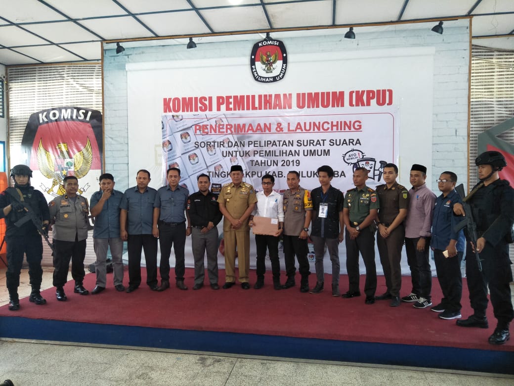 Surat Suara Pemilu Tiba di KPU Bulukumba. 