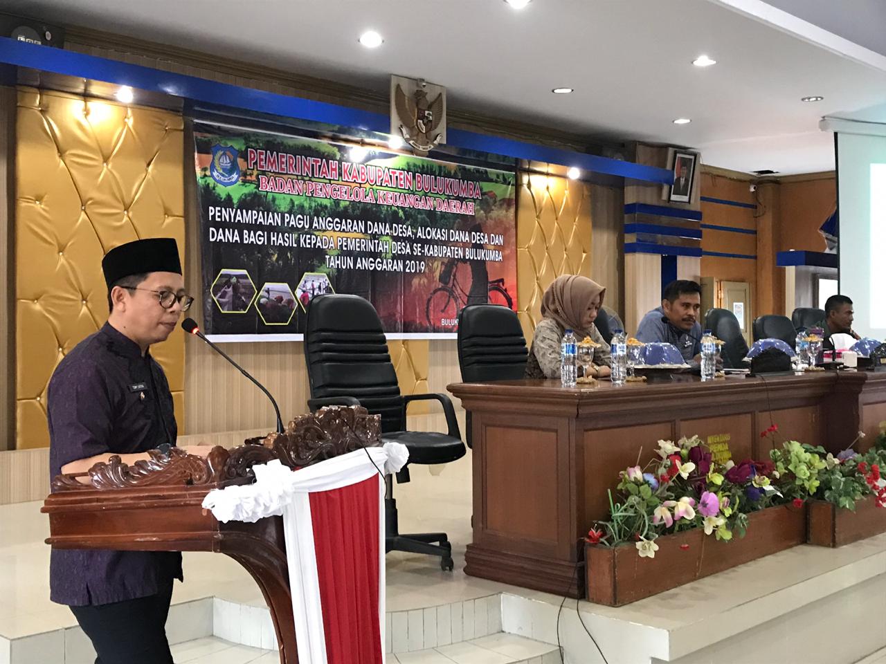 Pagu APBDes 2019 Diserahkan, Terendah 1,5 M dan Terbesar 2,1 M