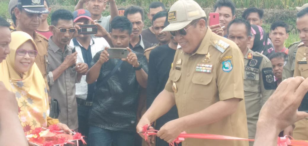 Bupati Resmikan Jembatan Penghubung Antar Desa