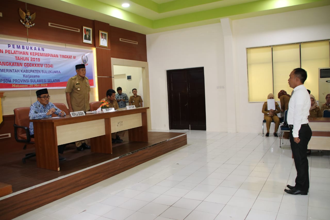 Bupati Buka Diklatpim IV Angkatan 334