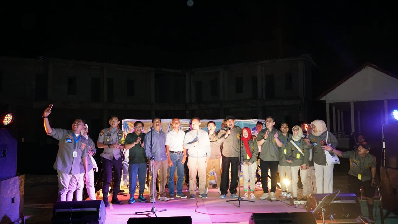 Lagu Kemesraan Tandai Pembukaan Festival Pemuda dan Olahraga di Tanjung Bira