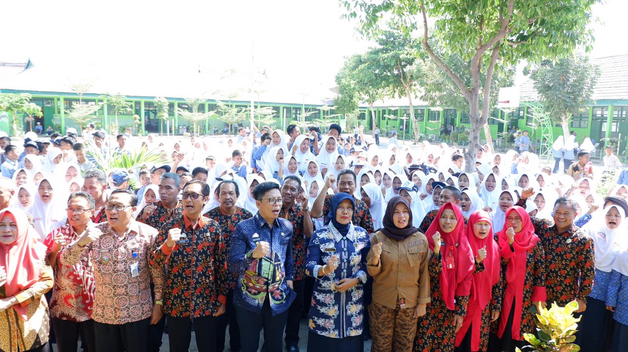 Di OC Day, Bupati dan Wakil Bupati Sarapan Bersama dengan Siswa