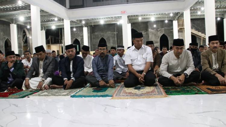 Andi Utta Awali Safari Ramadan di Kampung Halamannya 