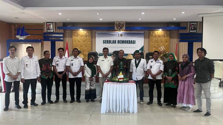 Kesbangpol Hadiri Sekolah Demokrasi HMI Bulukumba