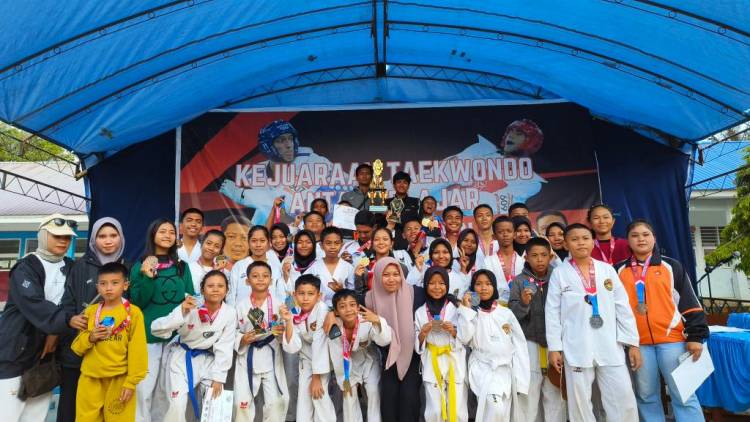 Taekwondo Bulukumba Raih Juara Umum 2 di Sinjai