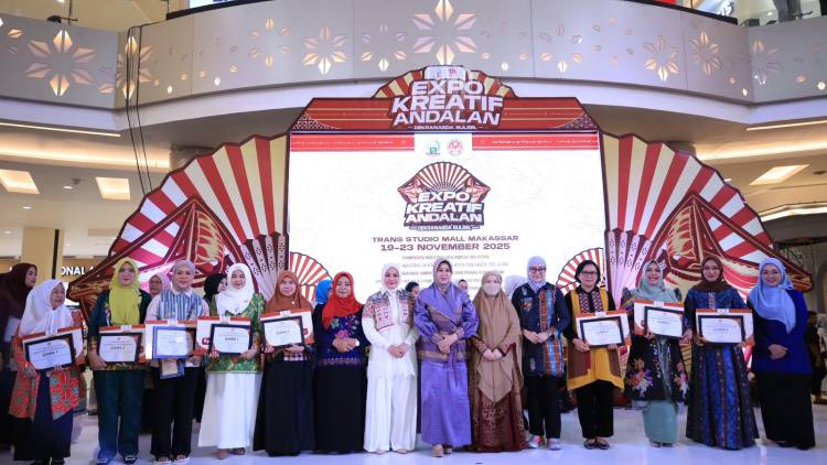 Bulukumba Raih Tiga Juara pada Expo Kreatif Andalan Dekranasda Sulsel 2025