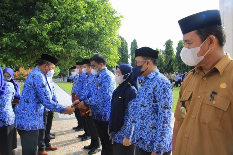 A. Utta ingatkan ASN Untuk Kurangi Kegiatan Seremonial