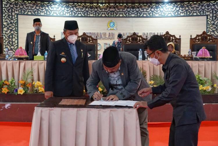 Pemkab-DPRD Tandatangani Persetujuan Bersama APBD
