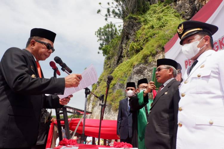 Ali Saleng Dilantik Jadi Sekda di Titik Nol Bira