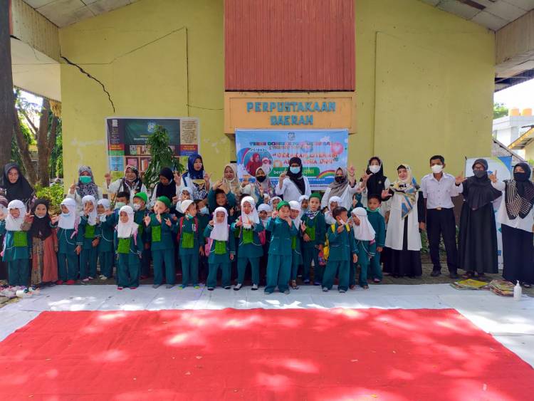 Kenalkan Literasi Sejak Dini, Murid TK Ikuti Terong Pustaka