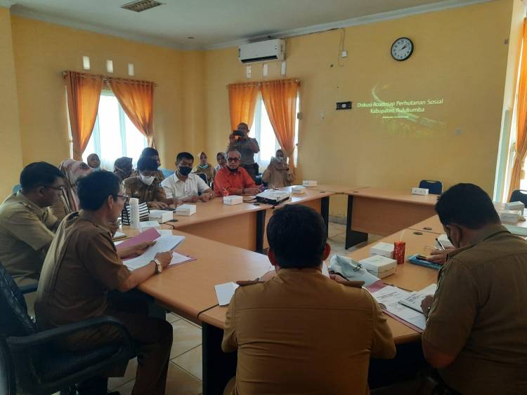 Perhutanan Sosial Bulukumba Dorong Peningkatan Hasil Perkebunan dan Pariwisata