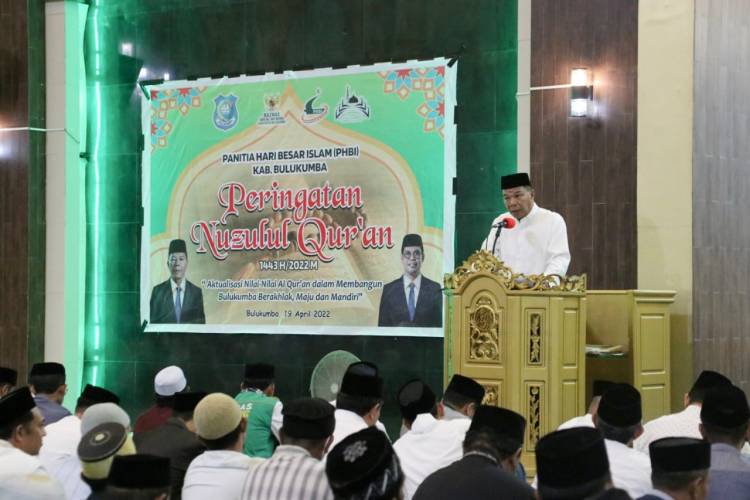 Bupati-Wabup Bulukumba Hadiri Peringatan Nuzulul Qur'an