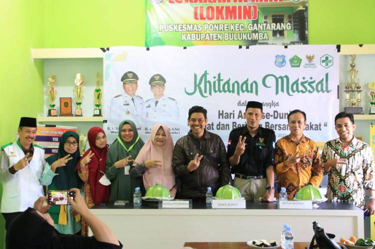 BAZNAS Gelar Khitanan Massal, Wabup Edy Manaf: Kewajiban Agama dan Kesehatan 