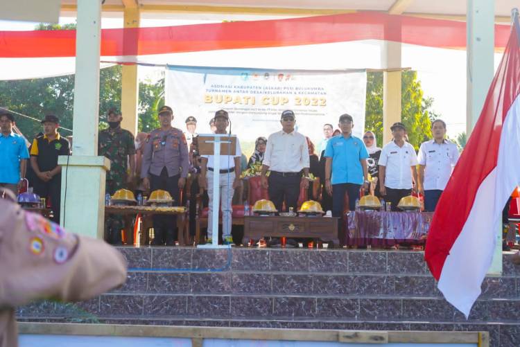 Andi Utta Buka Sepak Bola Bupati Cup Rilau Ale