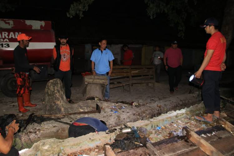 Jadi Lokus Penilaian Adipura, Tim Kendali Banjir Bulukumba Gerebek Pasar Sentral.