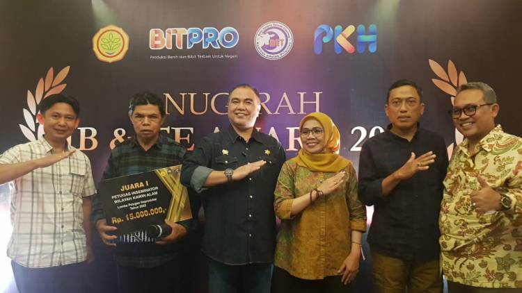 Harumkan Nama Sulsel, Alimuddin Hajar Meraih Inseminator Terbaik di Indonesia 