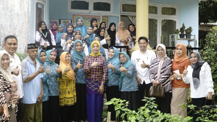 Cegah Stunting, Andi Herfida Muchtar Programkan Rumah Gizi di Desa