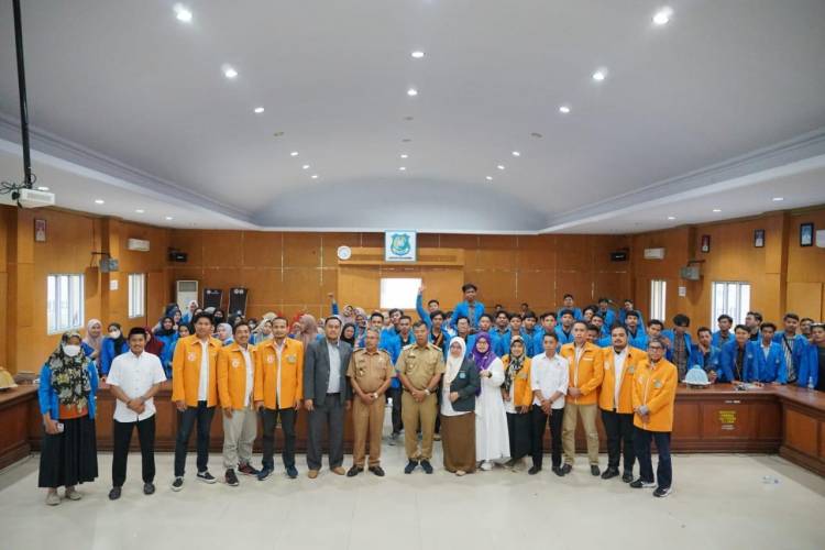 Bupati Andi Utta Beri Kuliah Umum pada Mahasiswa Benchmarking Pemerintahan Unismuh Makassar