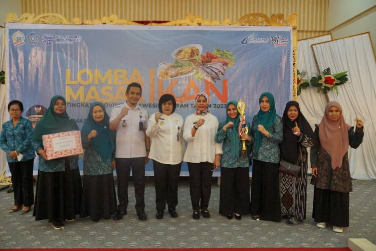 Hari Kedua Lomba Tingkat Provinsi, TP PKK Bulukumba Kembali Raih Juara I Olahan Serba Ikan Kategori Kudapan