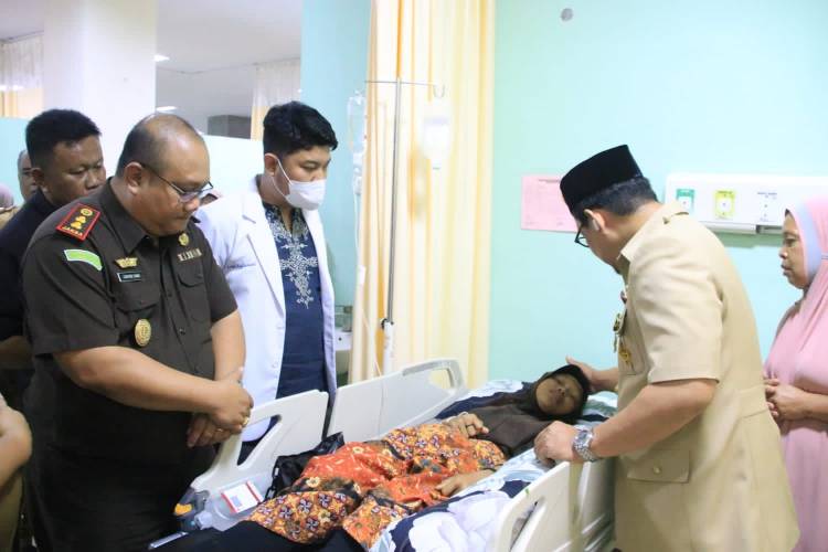 Pemkab Bulukumba Tanggung Seluruh Biaya Perawatan Korban Anak Pramuka yang Kecelakaan Lalulintas