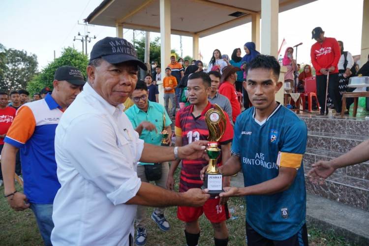 Bonto Bangun Kembali Rajai Bupati Cup 2 Bulukumba Zona Rilau Ale, Andi Utta Puji Kinerja Wasit