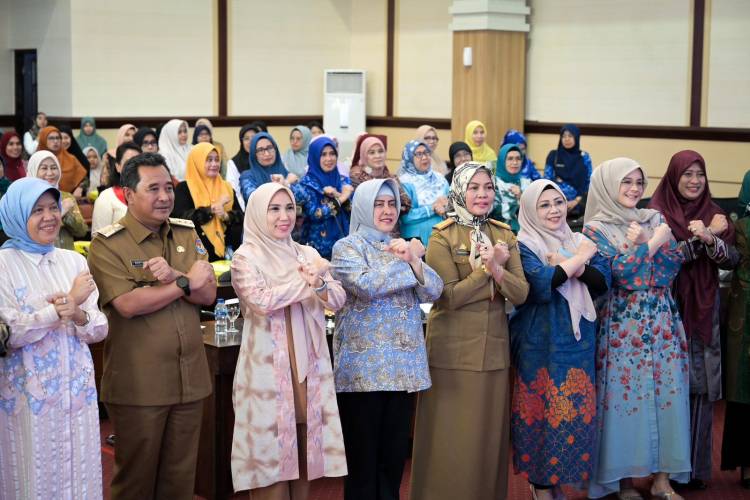 Hadiri Silaturahmi TP PKK se Sulsel, Herfida Muchtar Harap Dukungan TP PKK Provinsi