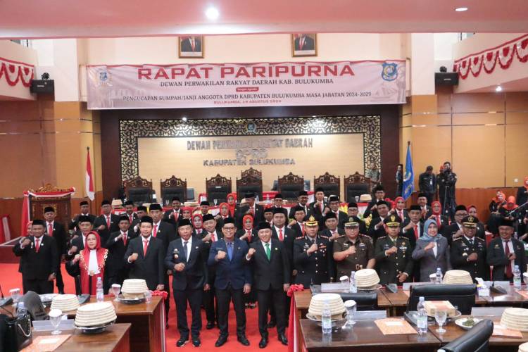 Anggota DPRD Bulukumba Dilantik, Bupati Andi Utta Sampaikan Pesan Mendagri