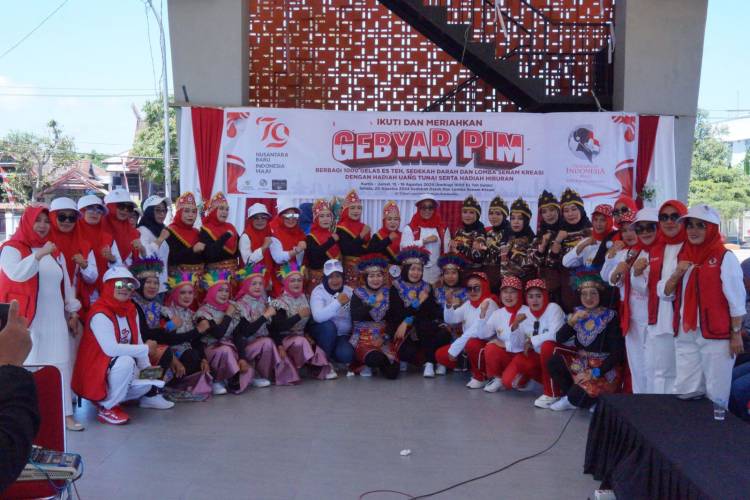 Momen PIM Bulukumba Berbagi 1000 Gelas Teh hingga Sedekah Darah