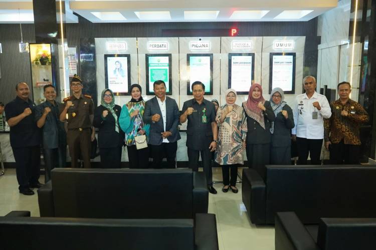 Bupati Andi Utta Hadiri Peresmian PTSP Modern Berbasis IT Pengadilan Negeri Bulukumba