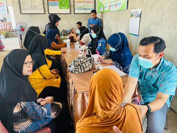 Warga Desa Sopa Antusias Ikuti Skrining Penyakit Tidak Menular