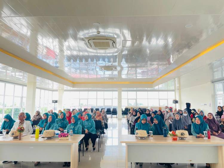 Dinkes-PKK Bulukumba Ikuti Launching Membaca Buku KIA Membangun Generasi Emas
