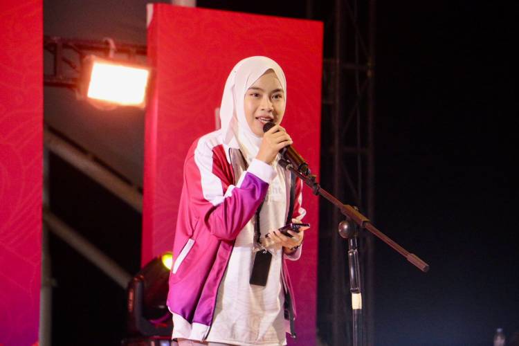 Meriah! Ratusan Peserta Ramaikan Bulukumba Night Run 2025 di Pantai Merpati