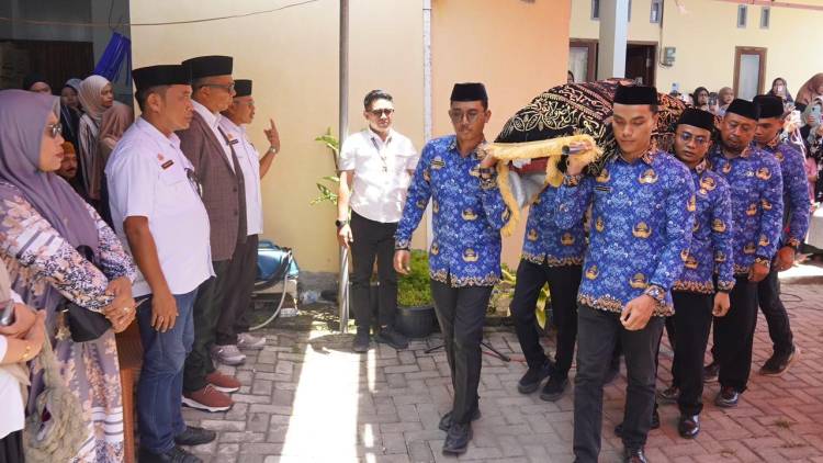 Bupati Andi Utta Lepas Jenazah Kabid Pendapatan, Haeruddin