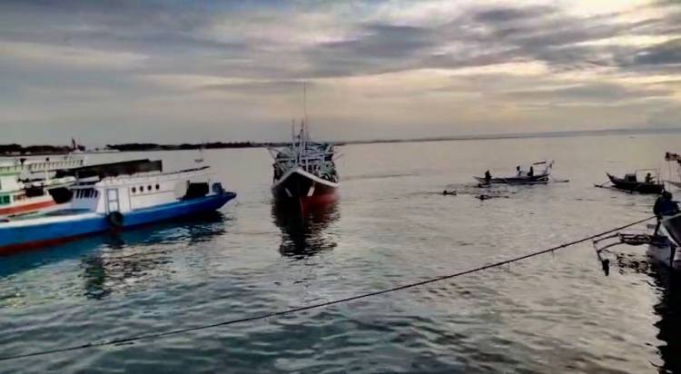 Kolam Labuh Bentenge Kian Menggeliat, Aktivitas Kapal Perikanan Meningkat