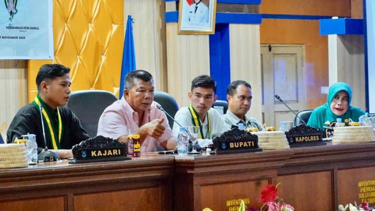 Berjam-jam, Bupati Andi Utta Dialog Bersama Mahasiswa Bulukumba