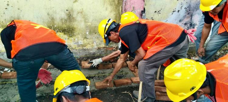 Dinas PUTR Bulukumba Tingkatkan Kompetensi Tukang Lokal Melalui Uji Sertifikasi Pasang Bata