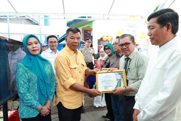 Bupati Andi Utta Launching Posyandu Era Baru, Perluas Layanan Hingga 8 Bidang