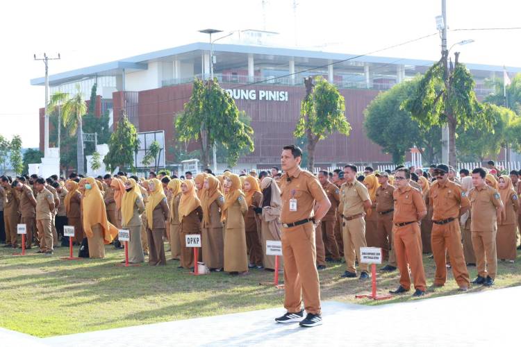 Bupati Andi Utta Tekankan ASN Jadi Teladan dan Disiplin Dimulai dari Hal Sederhana