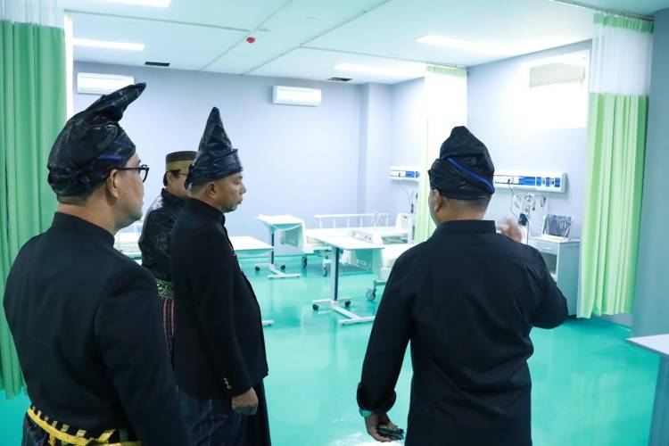 Peresmian Tiga Gedung Jadi Kado HUT ke-66 Kabupaten Bulukumba