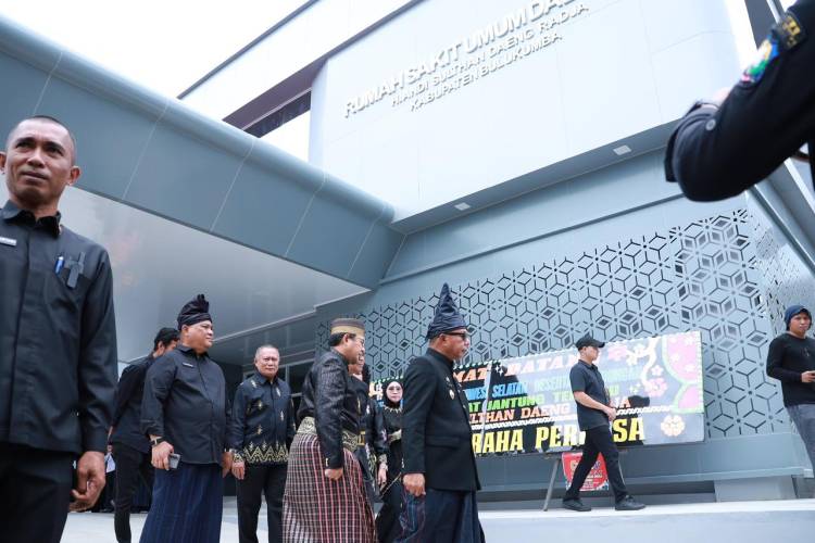 Peresmian Tiga Gedung Jadi Kado HUT ke-66 Kabupaten Bulukumba